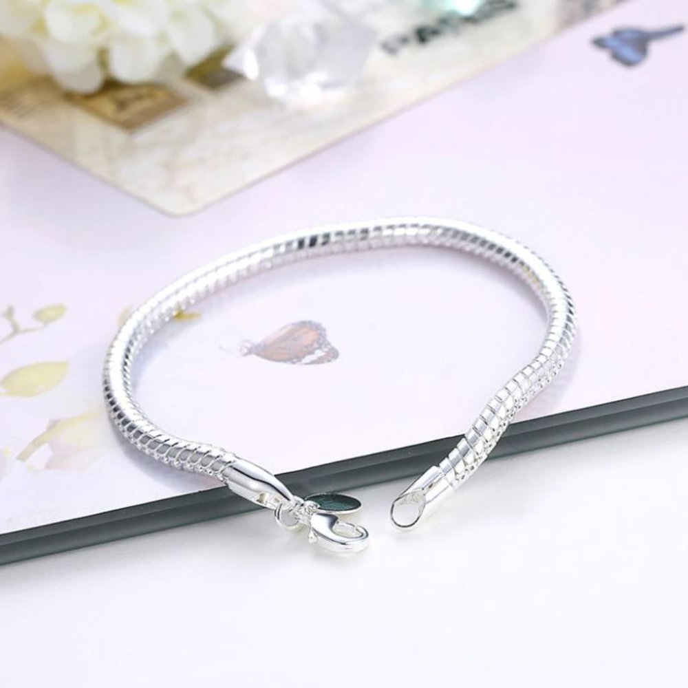 925 Sterling Silver Round Snake Chain Bracelet - Picture 3 of 4